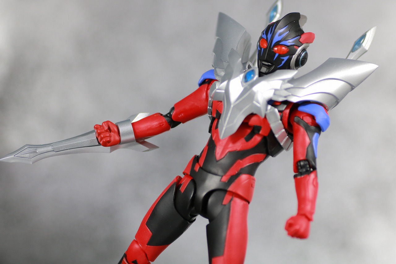 S.H.フィギュアーツ　ウルトラマンエックスダークネス　ダークネスゴモラアーマー　レビュー　アクション　ウルトラマンゼロアーマー