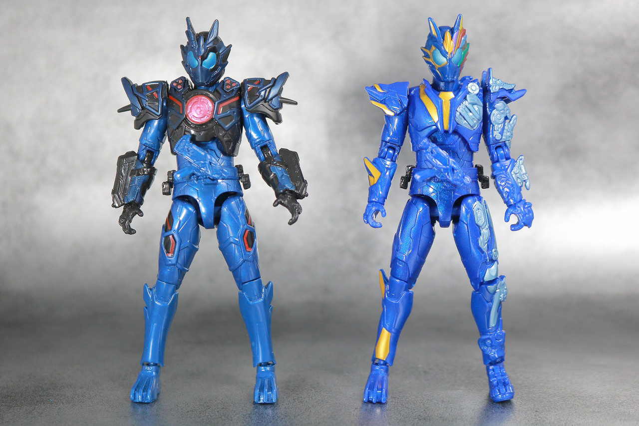 RKF　RIDER KICK'S FIGURE　仮面ライダーランペイジバルカン　レビュー　全身　アサルトウルフ　比較