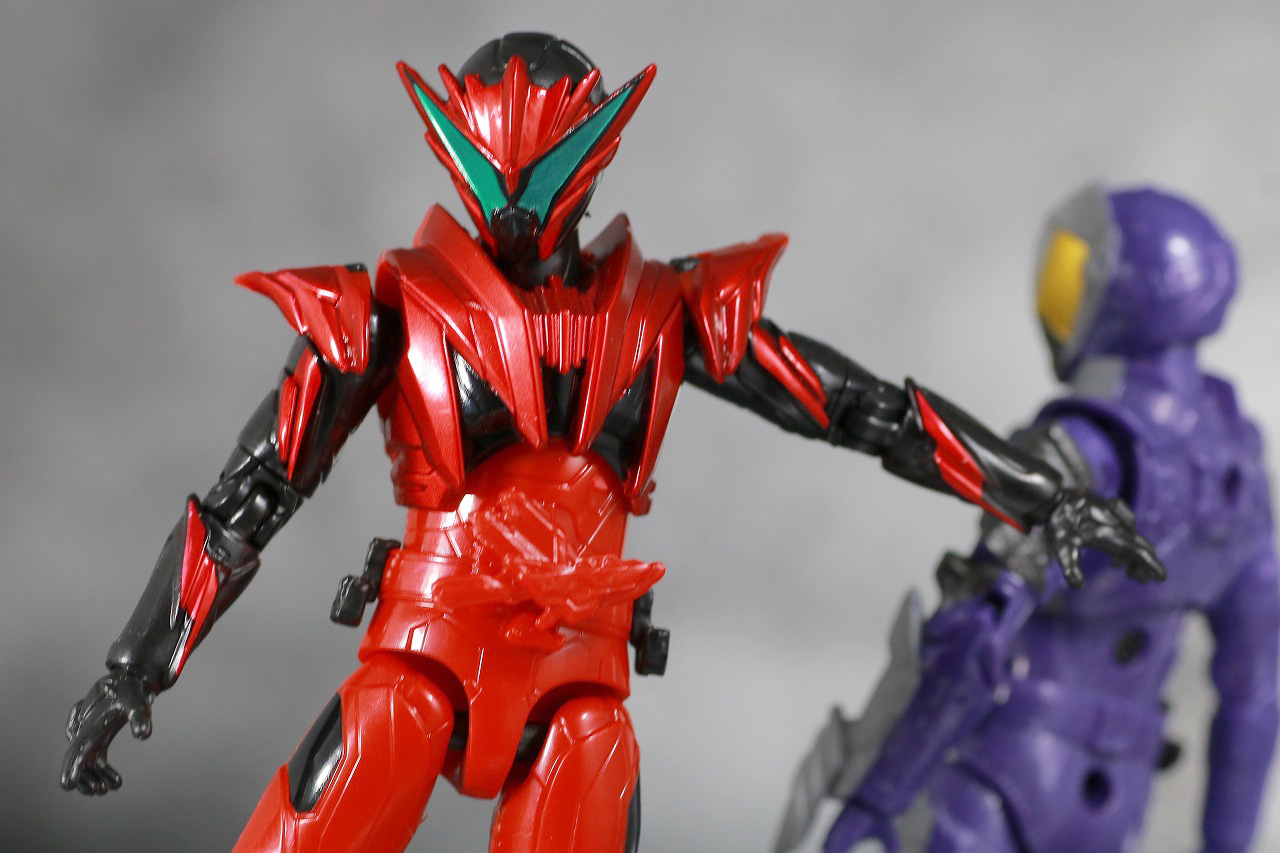 RKF　RIDER KICK'S FIGURE　仮面ライダー迅　バーニングファルコン　レビュー　アクション　仮面ライダー滅