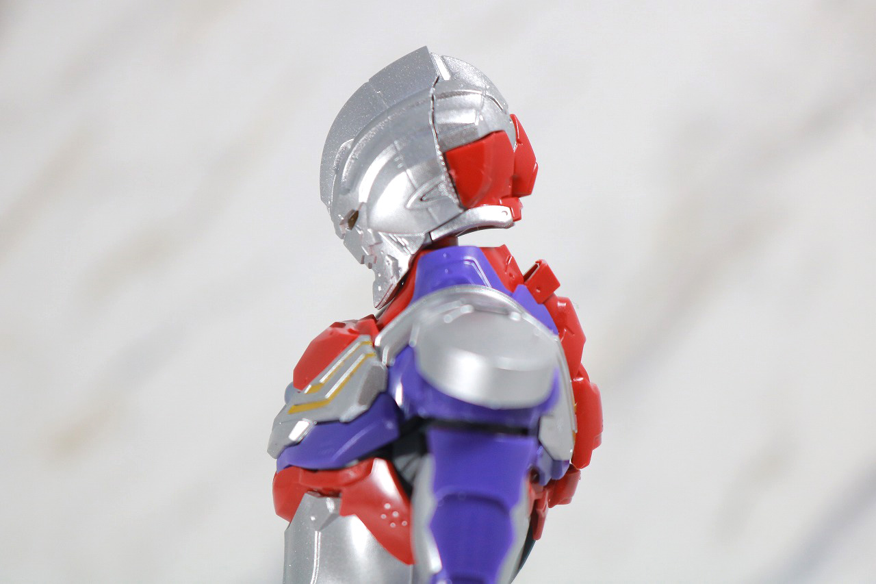 Figure-rise Standard　ULTRAMAN SUIT TIGA　ウルトラマンティガ　レビュー　可動範囲