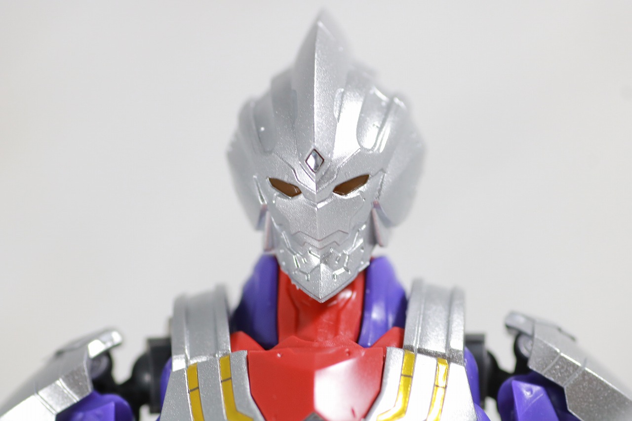 Figure-rise Standard　ULTRAMAN SUIT TIGA　ウルトラマンティガ　レビュー　全身