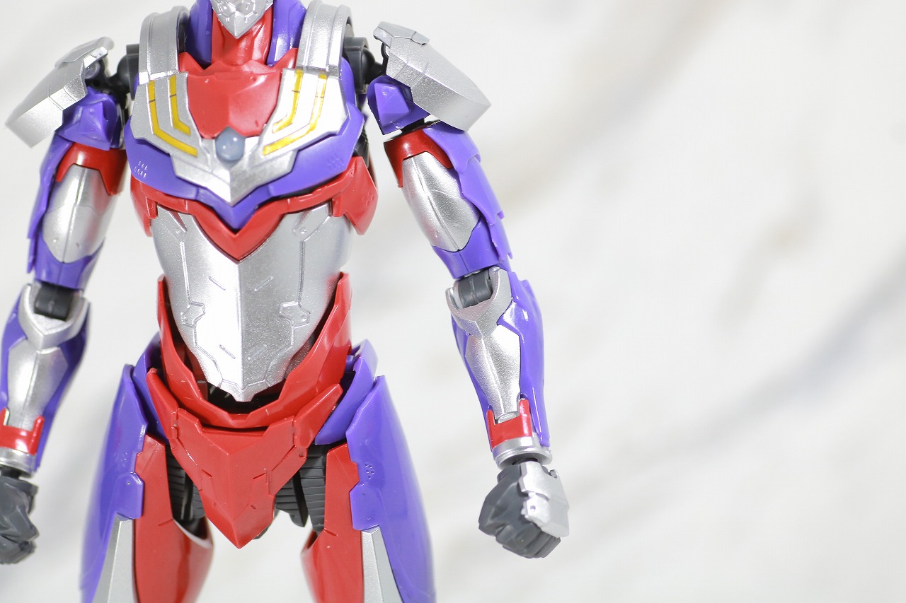 Figure-rise Standard　ULTRAMAN SUIT TIGA　ウルトラマンティガ　レビュー　全身