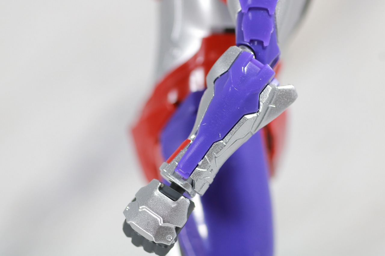 Figure-rise Standard　ULTRAMAN SUIT TIGA　ウルトラマンティガ　レビュー　全身