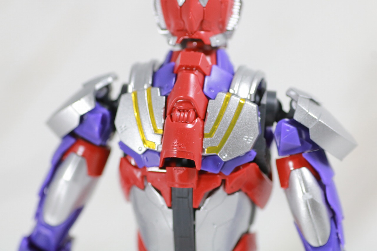 Figure-rise Standard　ULTRAMAN SUIT TIGA　ウルトラマンティガ　レビュー　全身