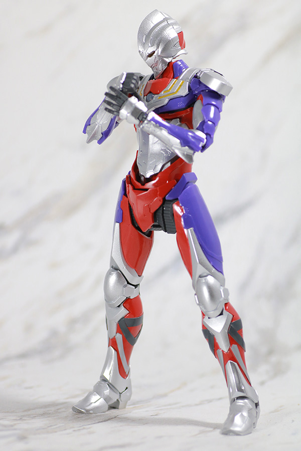 Figure-rise Standard　ULTRAMAN SUIT TIGA　ウルトラマンティガ　レビュー　アクション