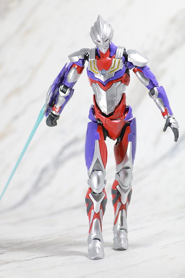 Figure-rise Standard　ULTRAMAN SUIT TIGA　ウルトラマンティガ　レビュー　アクション