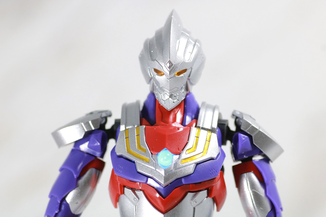 Figure-rise Standard　ULTRAMAN SUIT TIGA　ウルトラマンティガ　レビュー　LED