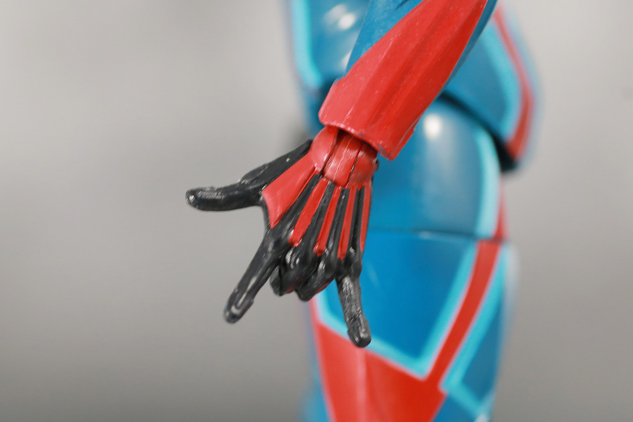 マーベルレジェンド　スパイダーマン　ベロシティスーツ　レビュー　全身