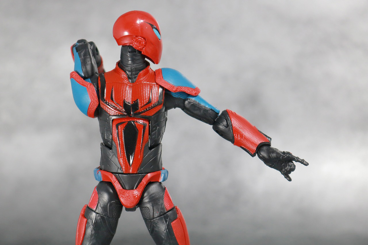 マーベルレジェンド　スパイダー・アーマー　MK Ⅲ　レビュー　可動範囲