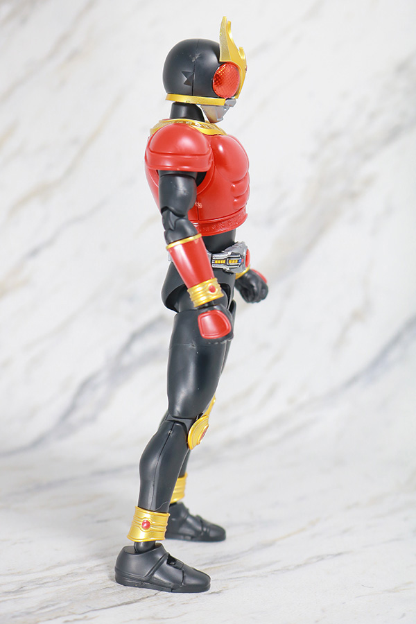 Figure-rise Standard　仮面ライダークウガ　マイティフォーム　レビュー　全身