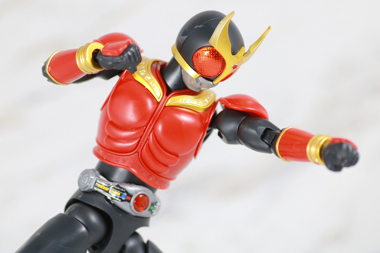 Figure-rise Standard　仮面ライダークウガ　マイティフォーム　レビュー　アクション