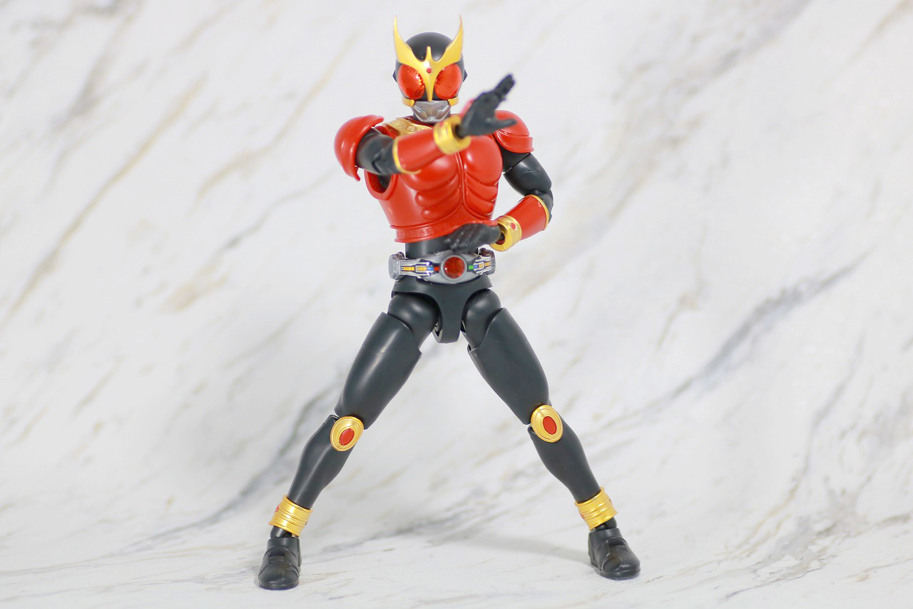 Figure-rise Standard　仮面ライダークウガ　マイティフォーム　レビュー　アクション