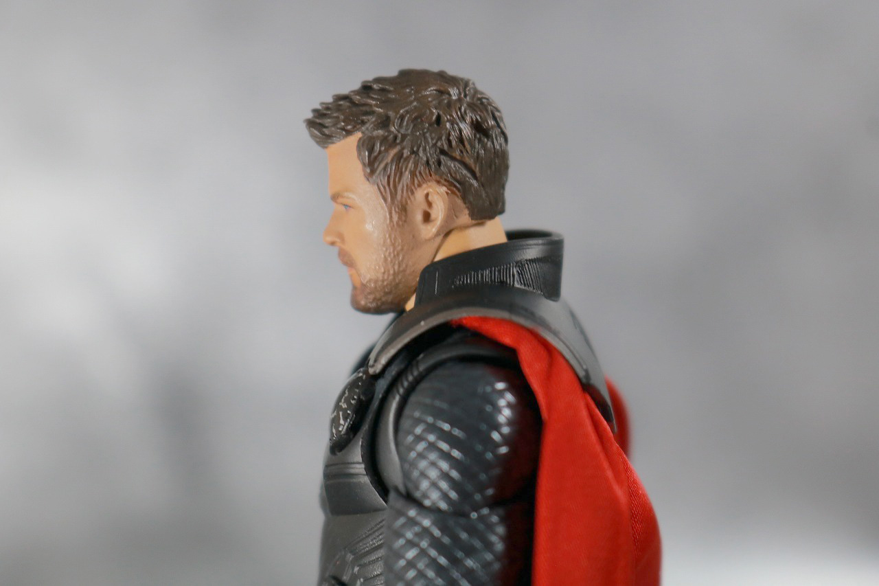 MAFEX　ソー　アベンジャーズ／インフィニティウォー　レビュー　可動範囲