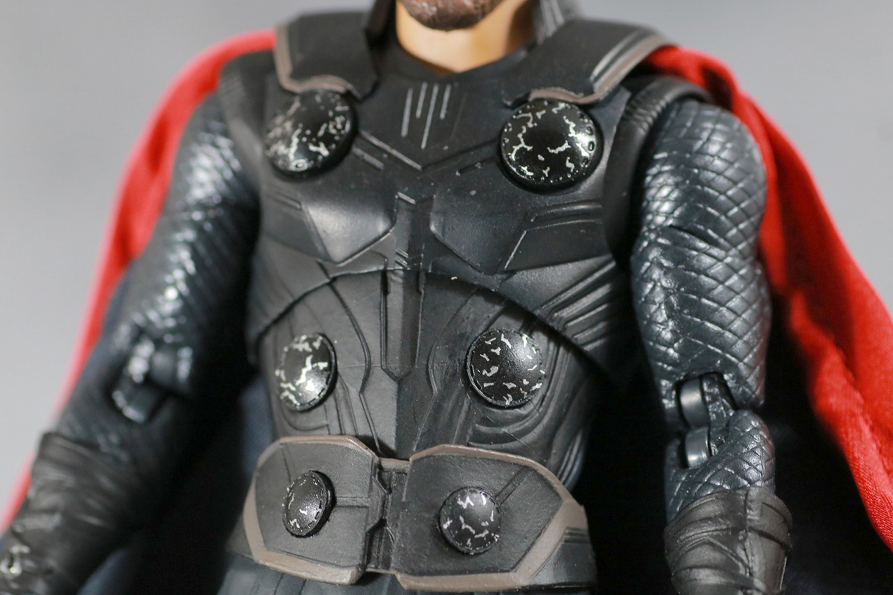 MAFEX　ソー　アベンジャーズ／インフィニティウォー　レビュー　全身