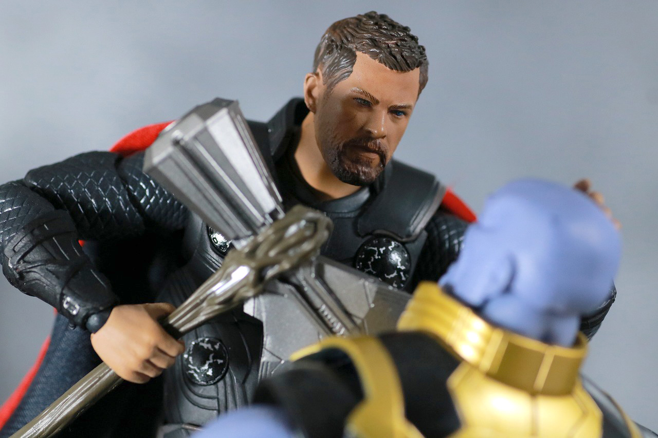 MAFEX　ソー　アベンジャーズ／インフィニティウォー　レビュー　アクション