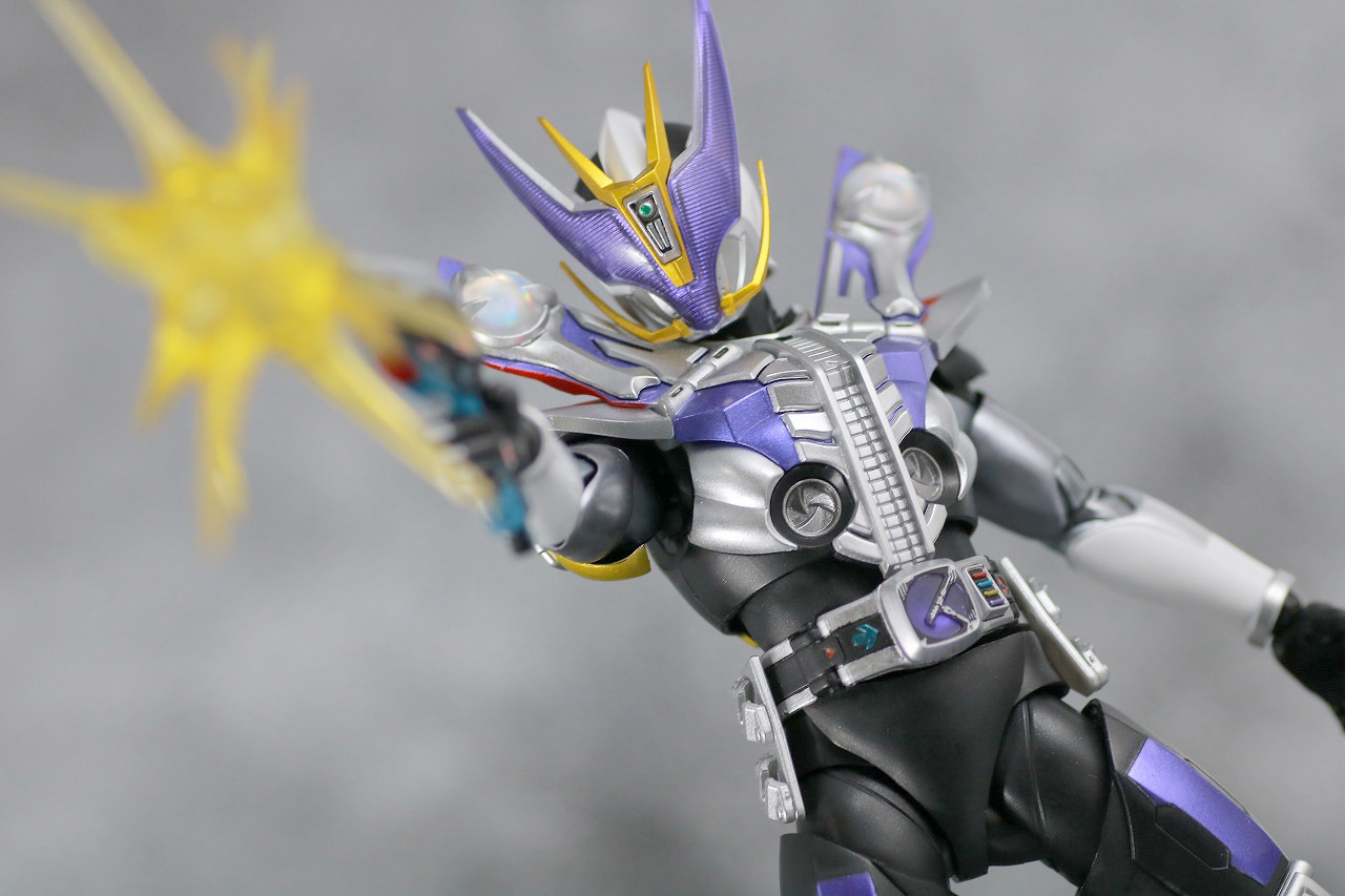 S.H.フィギュアーツ　仮面ライダー電王　ガンフォーム　真骨彫製法　レビュー　アクション