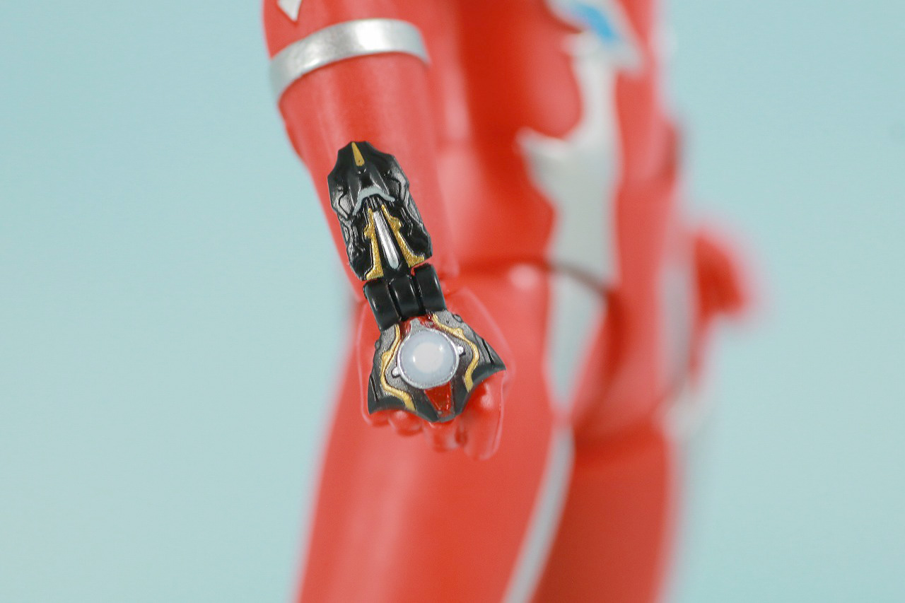 S.H.フィギュアーツ　ウルトラマンタイガ　トライストリウム　レビュー　全身