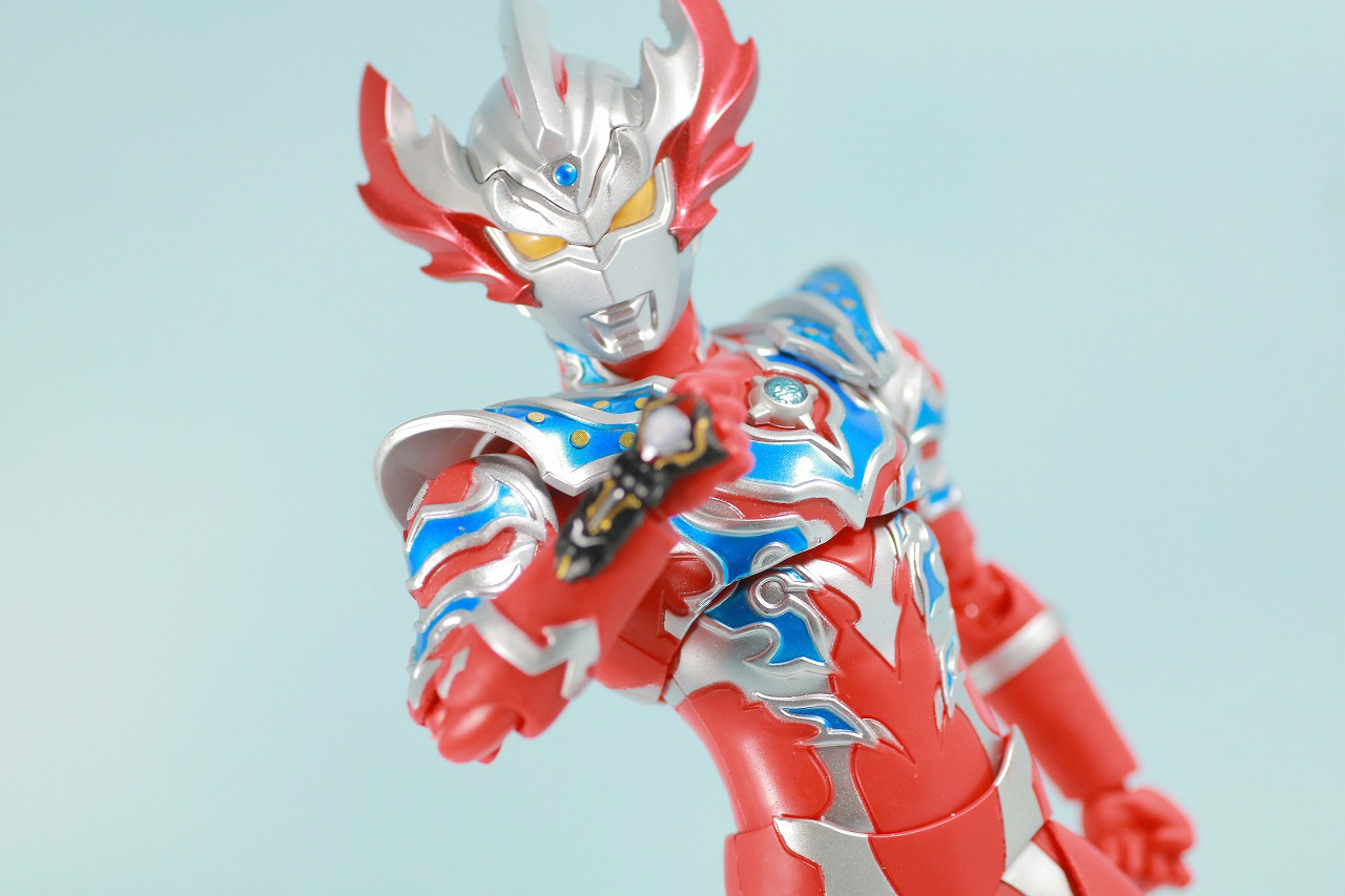 S.H.フィギュアーツ　ウルトラマンタイガ　トライストリウム　レビュー　アクション