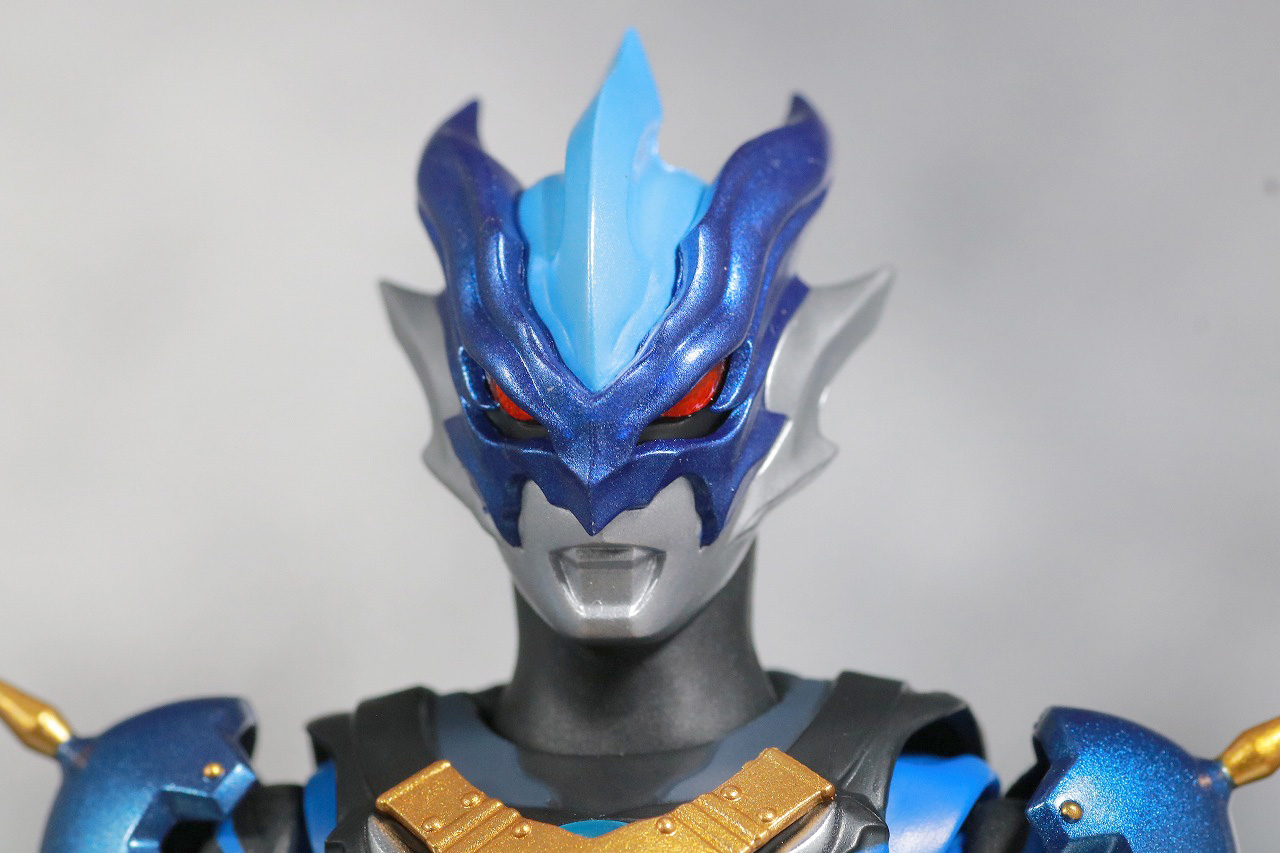 S.H.フィギュアーツ　ウルトラマントレギア　レビュー　全身