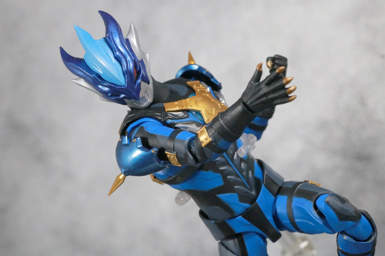 S.H.フィギュアーツ　ウルトラマントレギア　レビュー　アクション