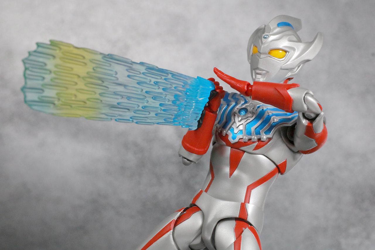 S.H.フィギュアーツ　ウルトラマントレギア　レビュー　アクション　ウルトラマンタイガ