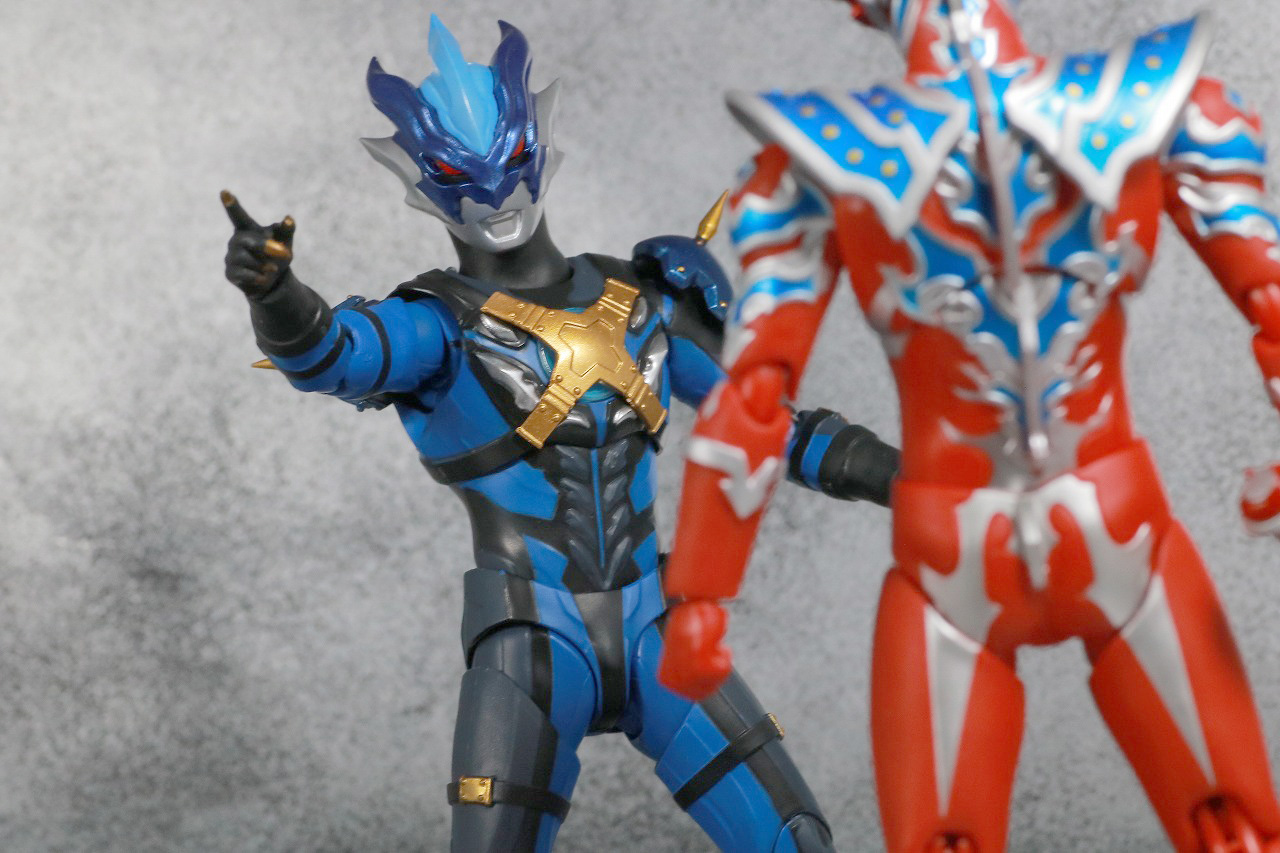 S.H.フィギュアーツ　ウルトラマントレギア　レビュー　アクション　ウルトラマンタイガ　トライストリウム