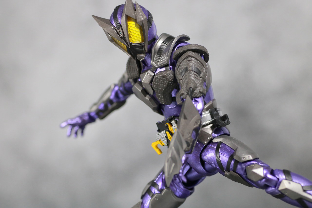 S.H.フィギュアーツ　仮面ライダー滅　スティングスコーピオン　レビュー　アクション