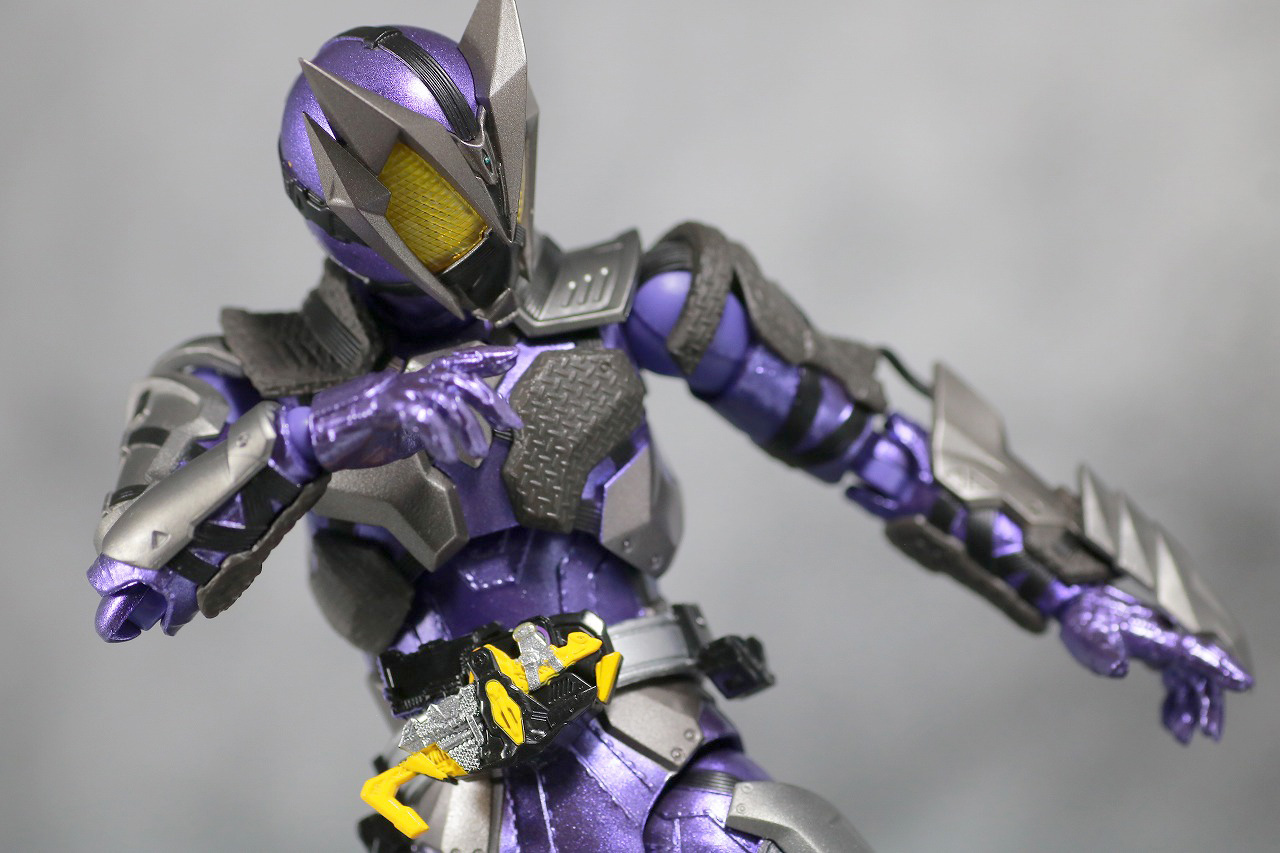 S.H.フィギュアーツ　仮面ライダー滅　スティングスコーピオン　レビュー　アクション