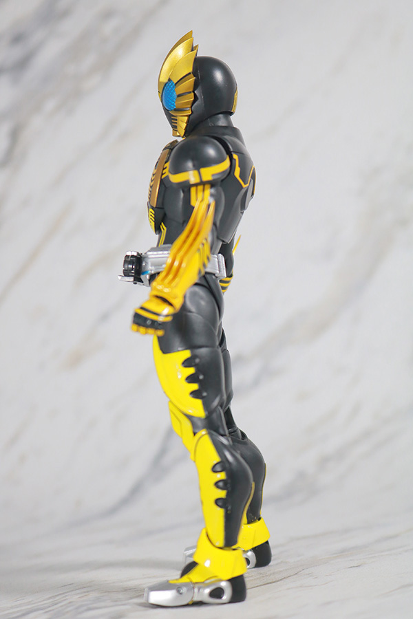 S.H.フィギュアーツ　仮面ライダーオーズ　ラトラータ―コンボ　真骨彫製法　レビュー　全身