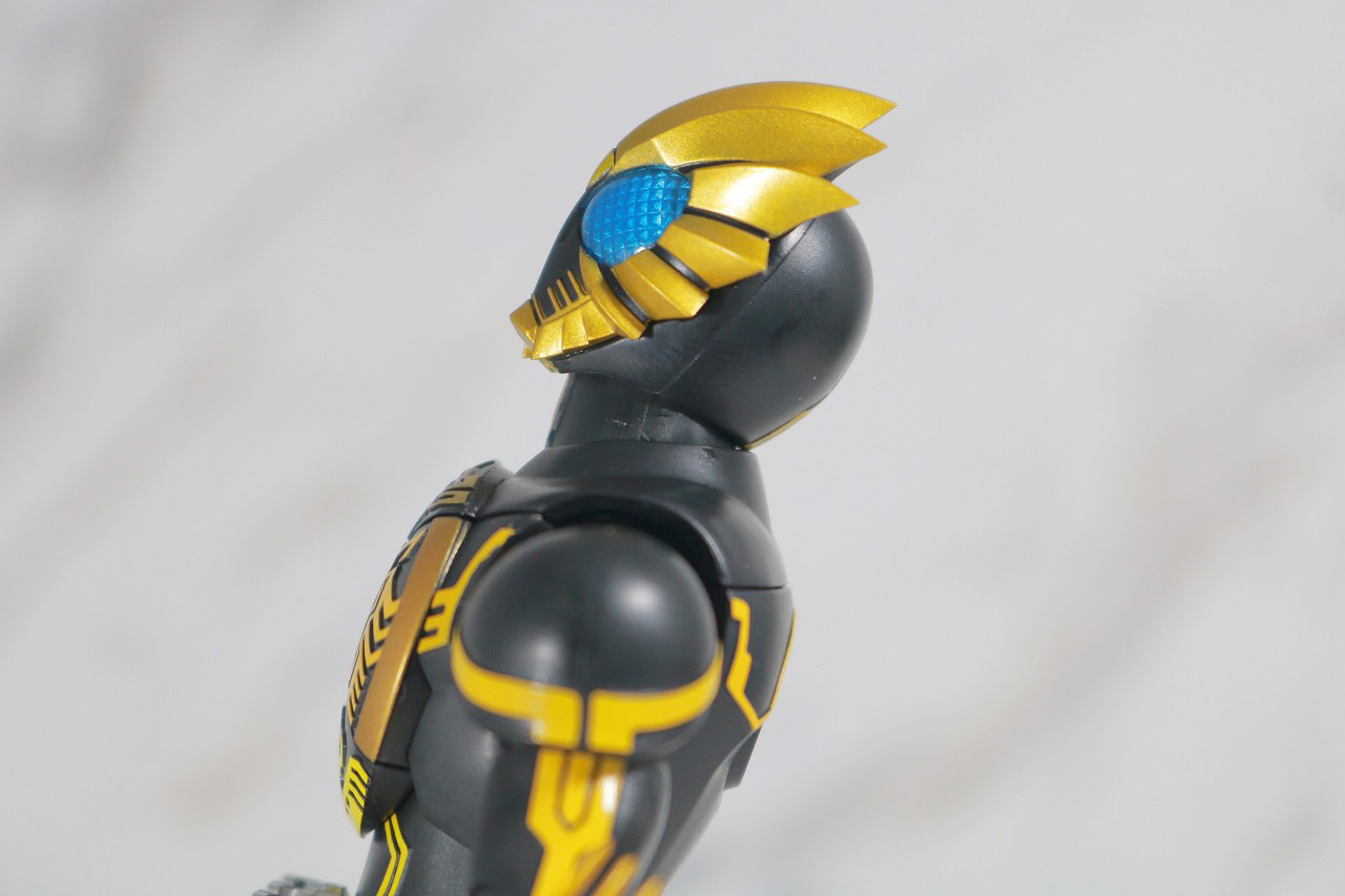 S.H.フィギュアーツ　仮面ライダーオーズ　ラトラータ―コンボ　真骨彫製法　レビュー　可動範囲