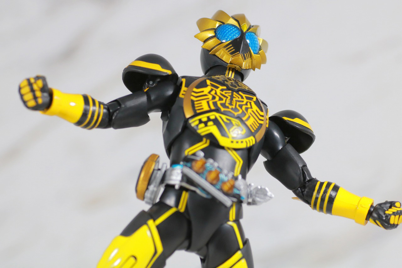 S.H.フィギュアーツ　仮面ライダーオーズ　ラトラータ―コンボ　真骨彫製法　レビュー　アクション