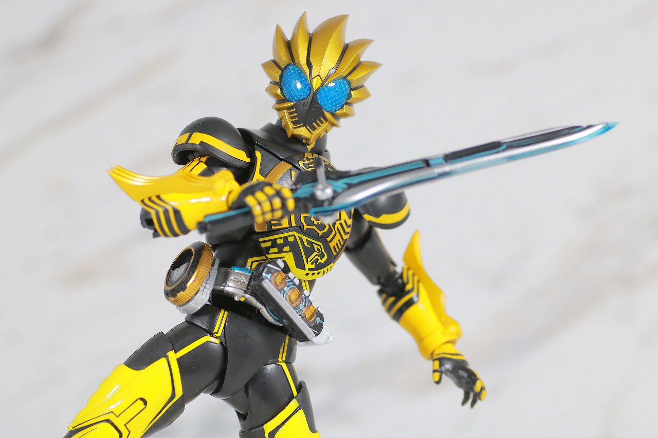 S.H.フィギュアーツ　仮面ライダーオーズ　ラトラータ―コンボ　真骨彫製法　レビュー　アクション