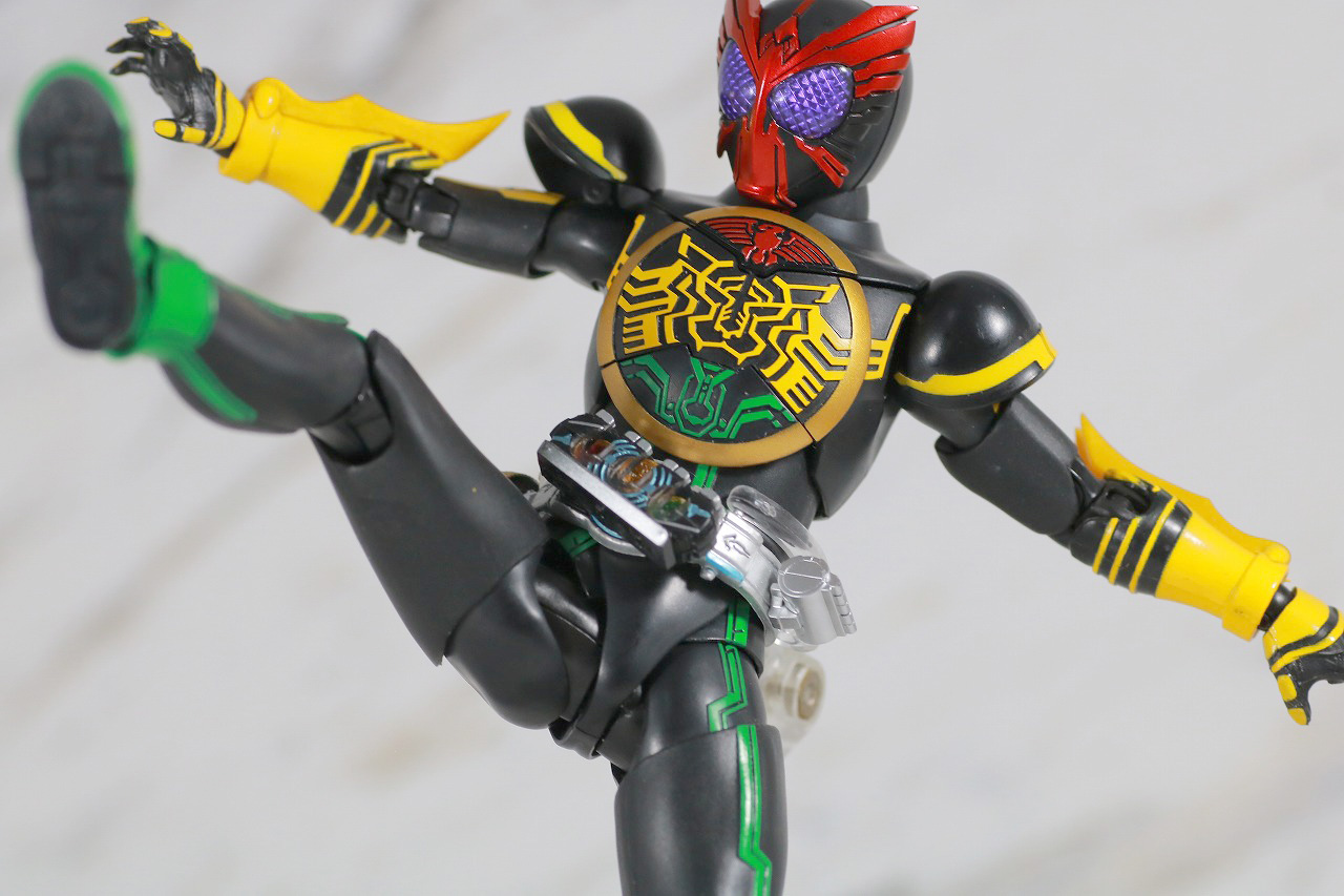 S.H.フィギュアーツ　仮面ライダーオーズ　ラトラータ―コンボ　真骨彫製法　レビュー　アクション　パープルアイズ　タトバコンボ