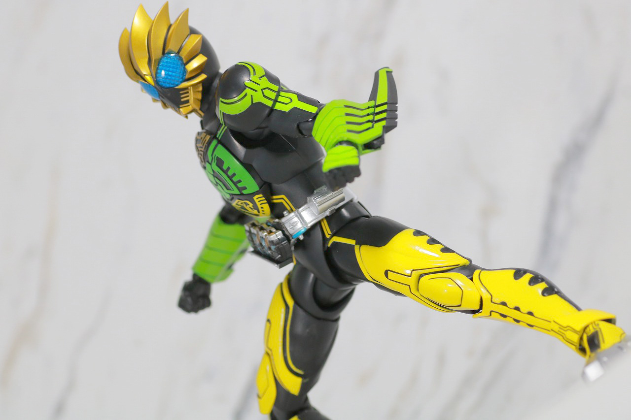 S.H.フィギュアーツ　仮面ライダーオーズ　ラトラータ―コンボ　真骨彫製法　レビュー　アクション　ラキリーター