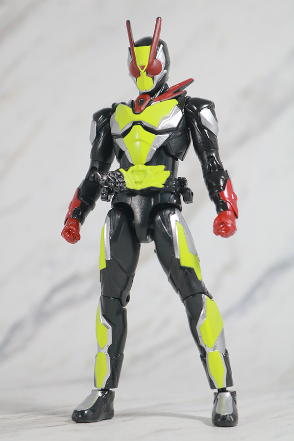 RKF　仮面ライダーゼロツー　レビュー　全身