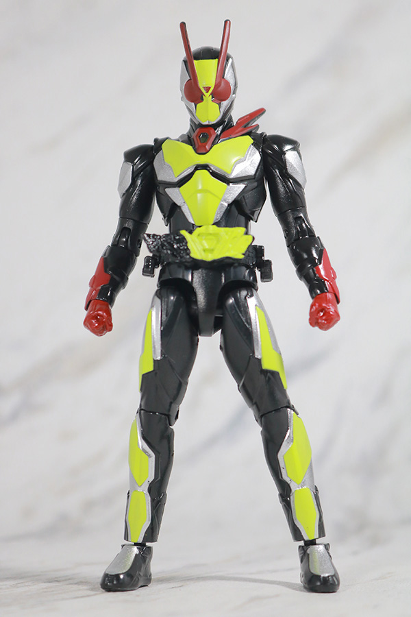 RKF　仮面ライダーゼロツー　レビュー　全身