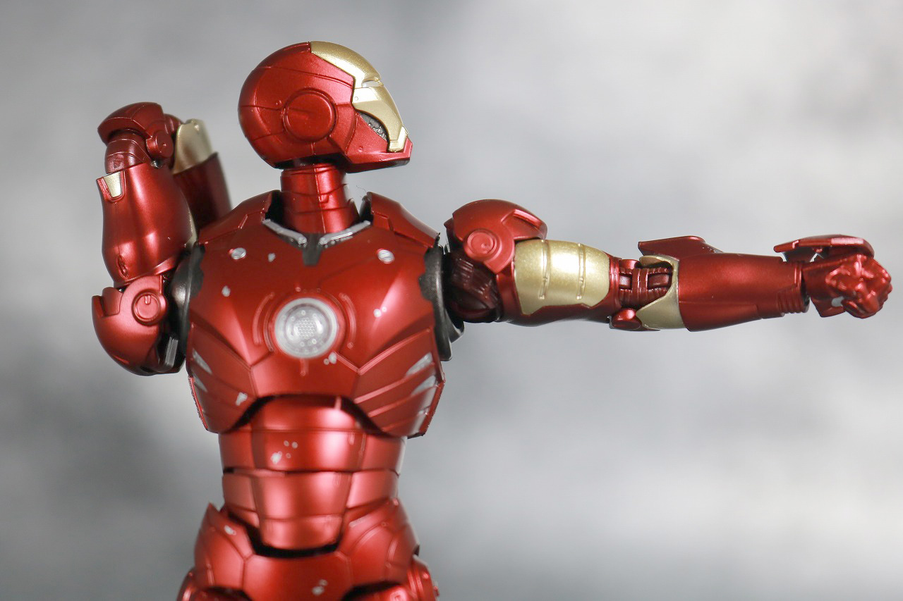 S.H.フィギュアーツ　アイアンマン マーク3 Birth of Iron Man　レビュー　可動範囲