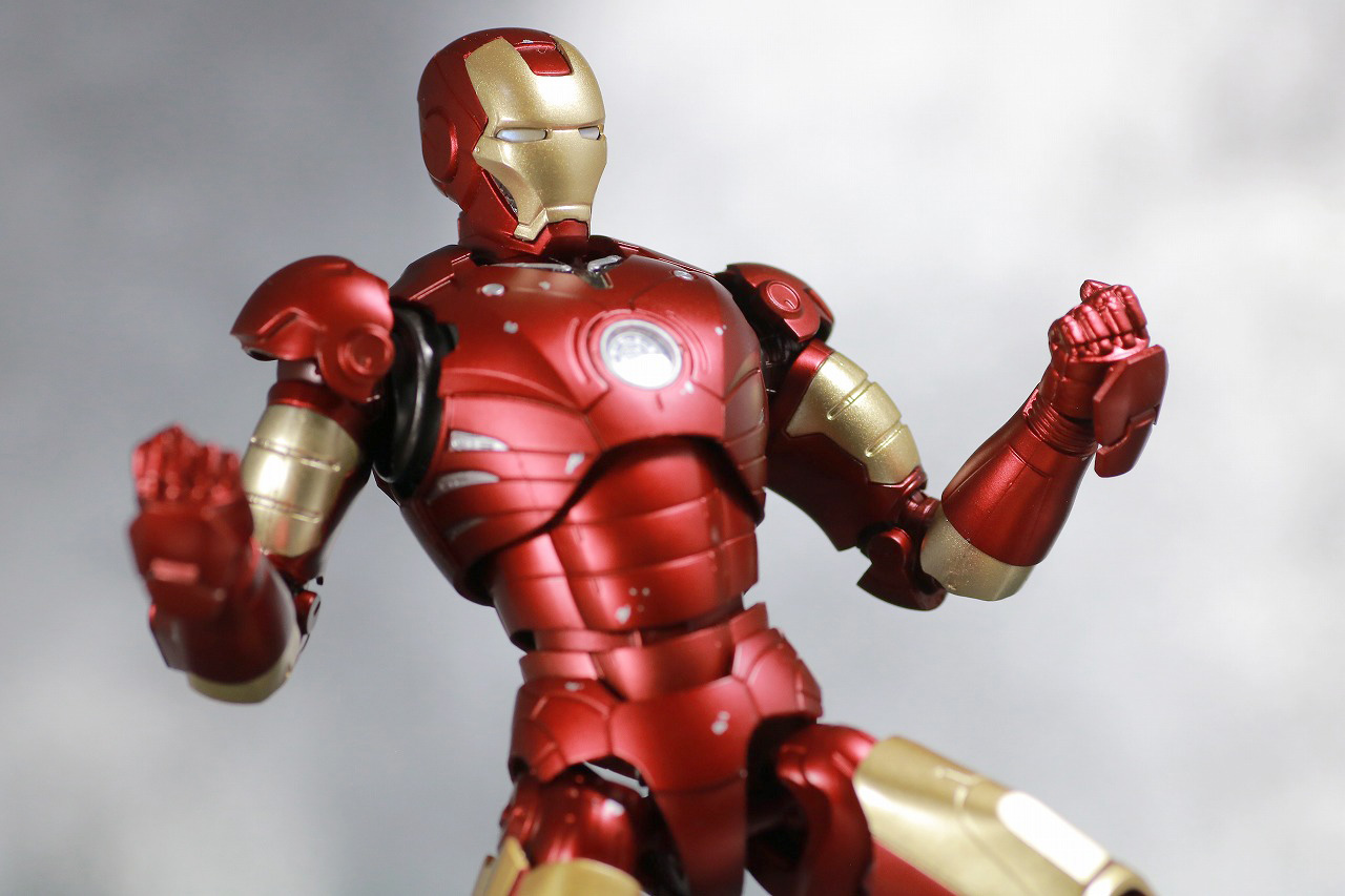 S.H.フィギュアーツ　アイアンマン マーク3 Birth of Iron Man　レビュー　アクション