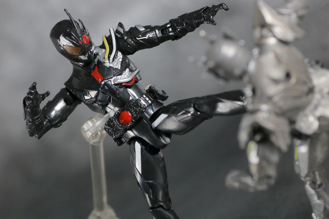 RKF　仮面ライダーアークワン　シンギュライズセット　アークゼロ　レビュー　アクション　仮面ライダーゼロワン メタルクラスタホッパー