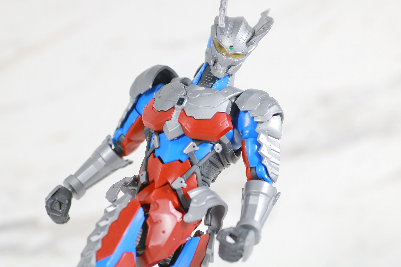 Figure-rise Standard ULTRAMAN ZERO SUIT　ウルトラマンゼロ　レビュー　アクション