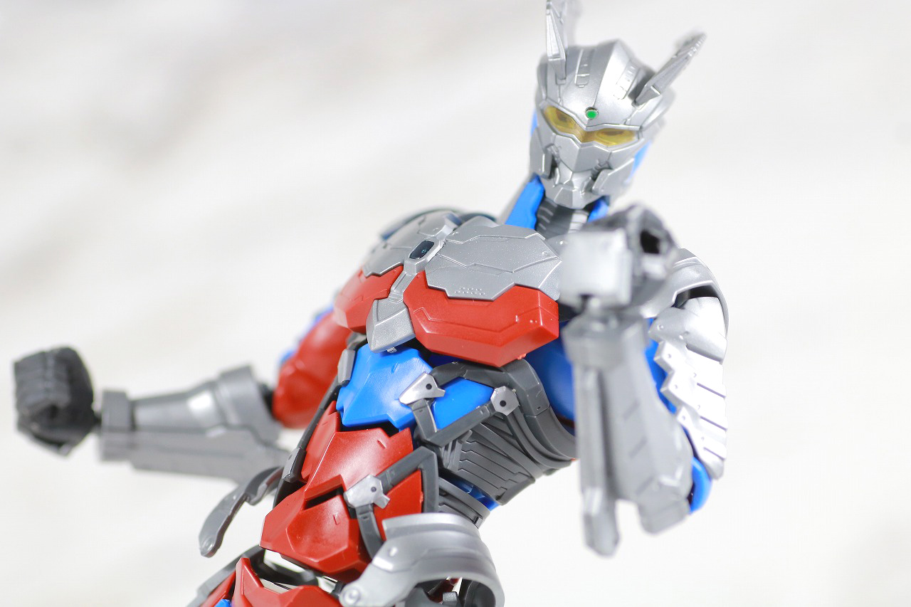 Figure-rise Standard ULTRAMAN ZERO SUIT　ウルトラマンゼロ　レビュー　アクション