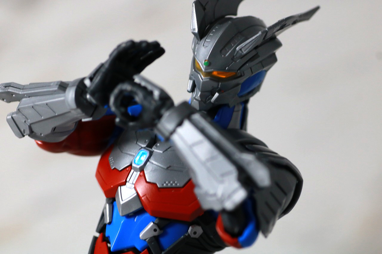 Figure-rise Standard ULTRAMAN ZERO SUIT　ウルトラマンゼロ　レビュー　アクション