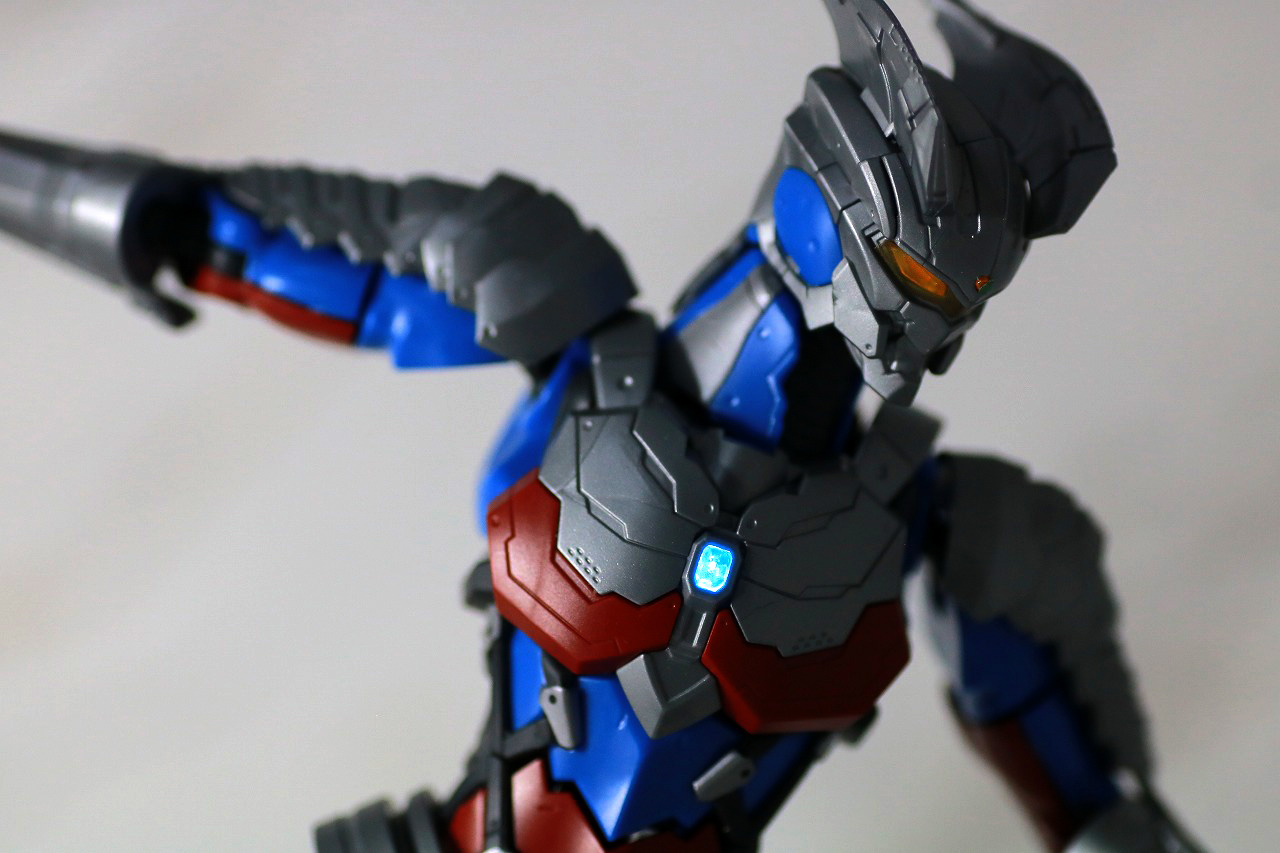 Figure-rise Standard ULTRAMAN ZERO SUIT　ウルトラマンゼロ　レビュー　アクション