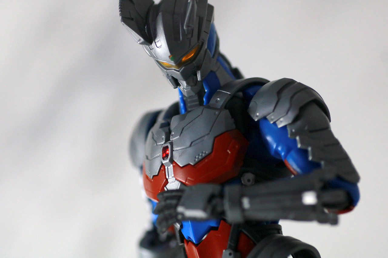 Figure-rise Standard ULTRAMAN ZERO SUIT　ウルトラマンゼロ　レビュー　アクション