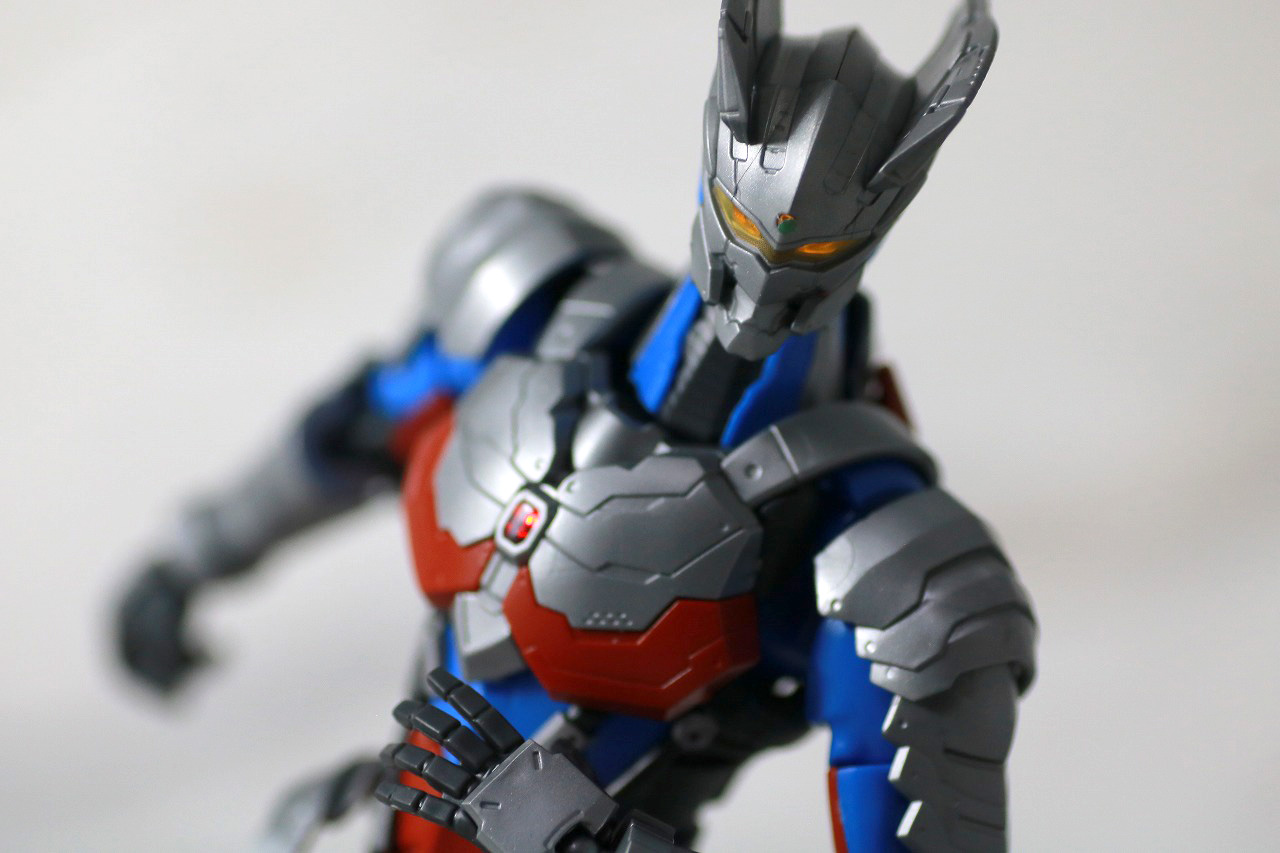 Figure-rise Standard ULTRAMAN ZERO SUIT　ウルトラマンゼロ　レビュー　アクション