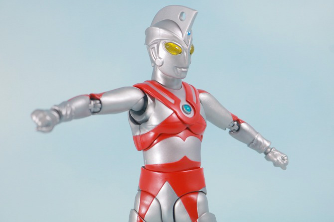 S.H.フィギュアーツ　ウルトラマンエース　レビュー　可動範囲