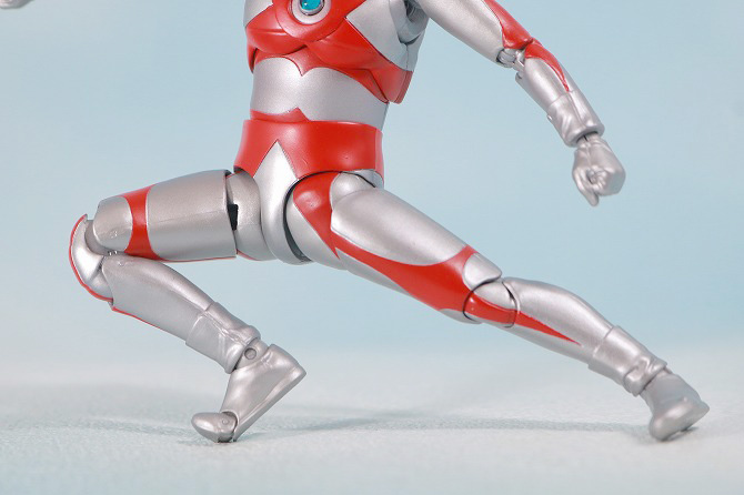 S.H.フィギュアーツ　ウルトラマンエース　レビュー　可動範囲