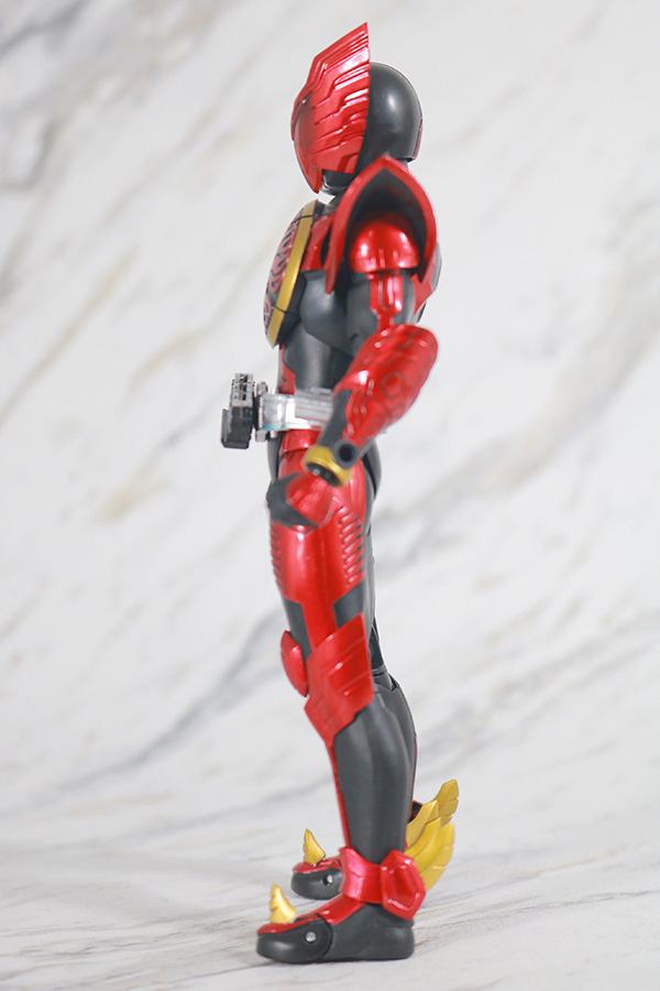 S.H.フィギュアーツ　仮面ライダーオーズ　タジャドルコンボ　真骨彫製法　レビュー　全身