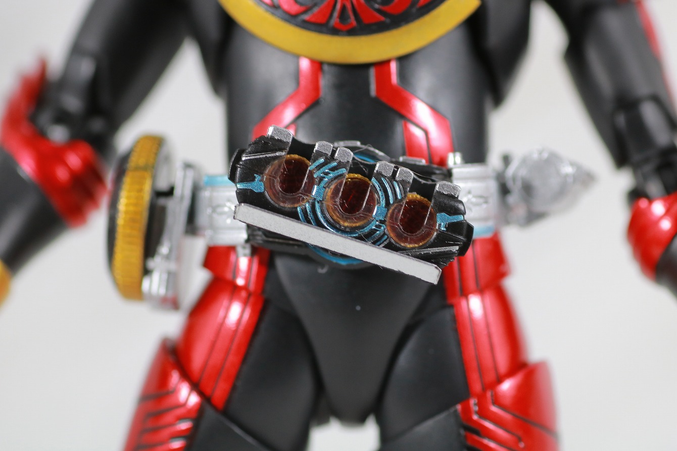 S.H.フィギュアーツ　仮面ライダーオーズ　タジャドルコンボ　真骨彫製法　レビュー　全身