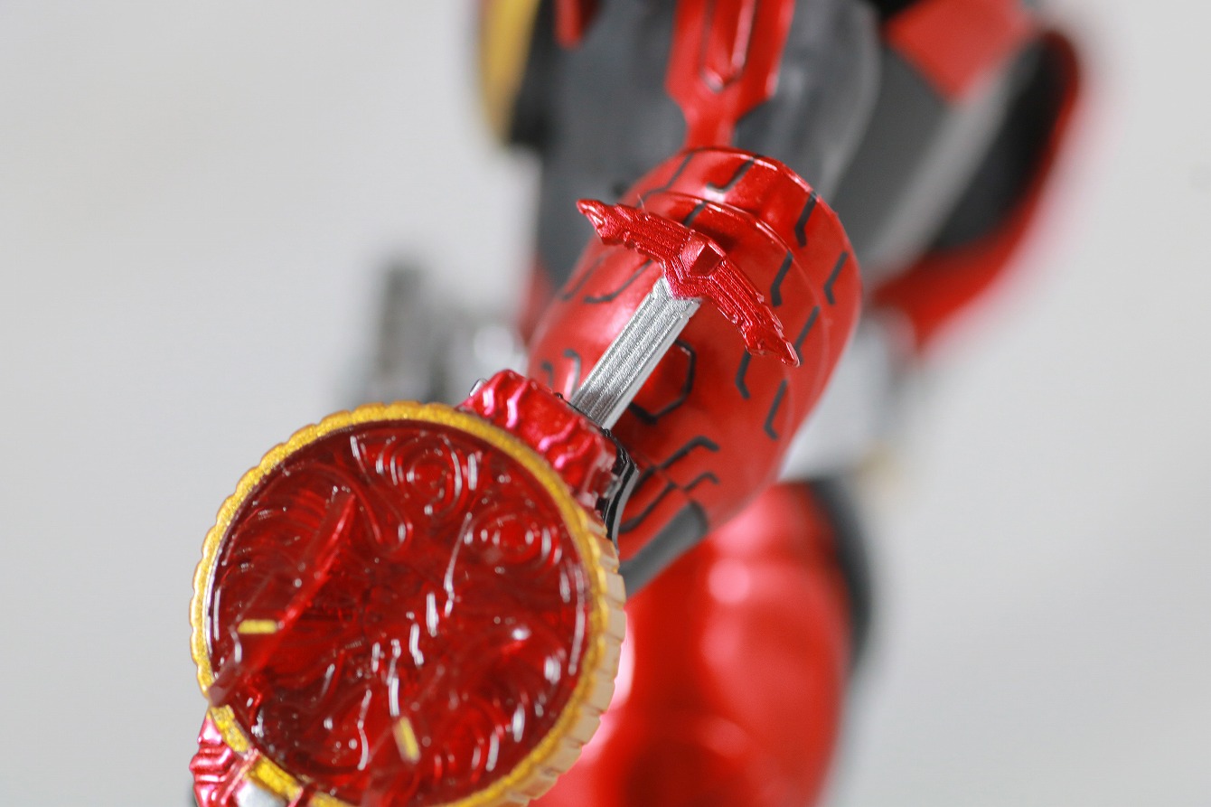 S.H.フィギュアーツ　仮面ライダーオーズ　タジャドルコンボ　真骨彫製法　レビュー　付属品　タジャスピナー